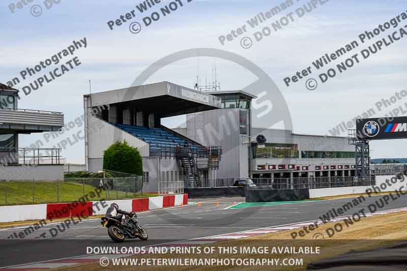 donington no limits trackday;donington park photographs;donington trackday photographs;no limits trackdays;peter wileman photography;trackday digital images;trackday photos